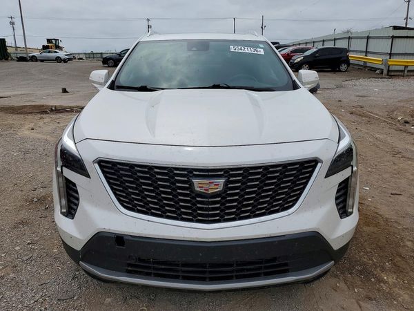 2021 CADILLAC XT4 Premium Luxury