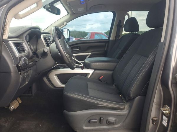 2019 NISSAN TITAN