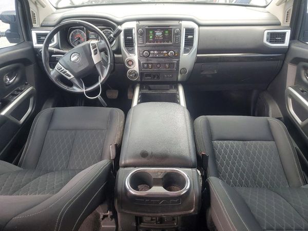 2019 NISSAN TITAN