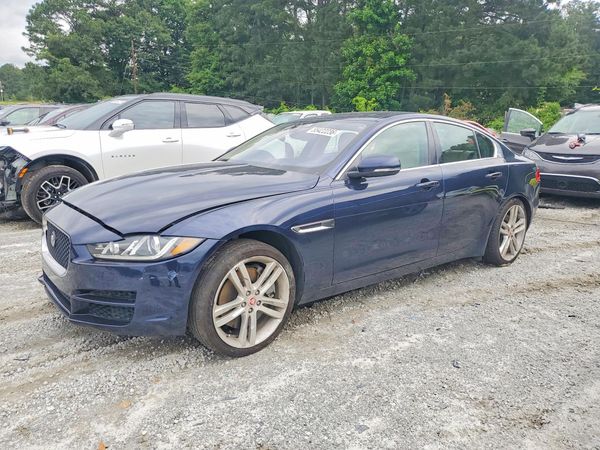 2017 JAGUAR XE