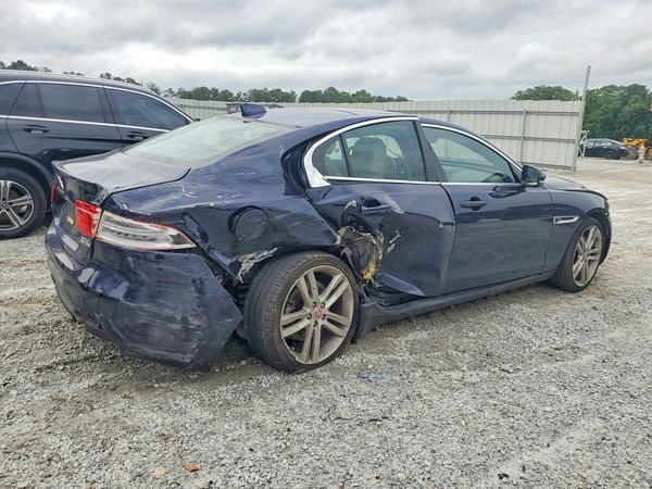 2017 JAGUAR XE