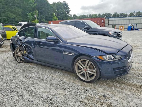 2017 JAGUAR XE