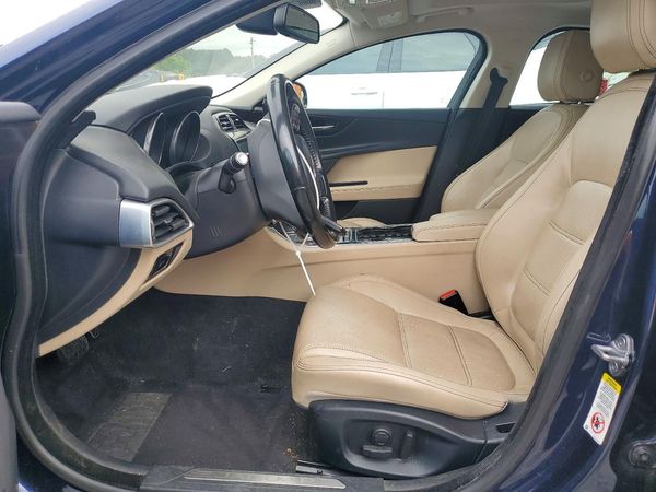 2017 JAGUAR XE