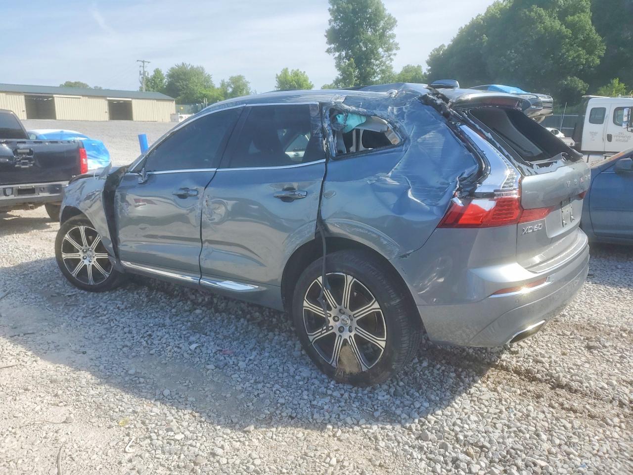 2021 VOLVO XC60 Inscription