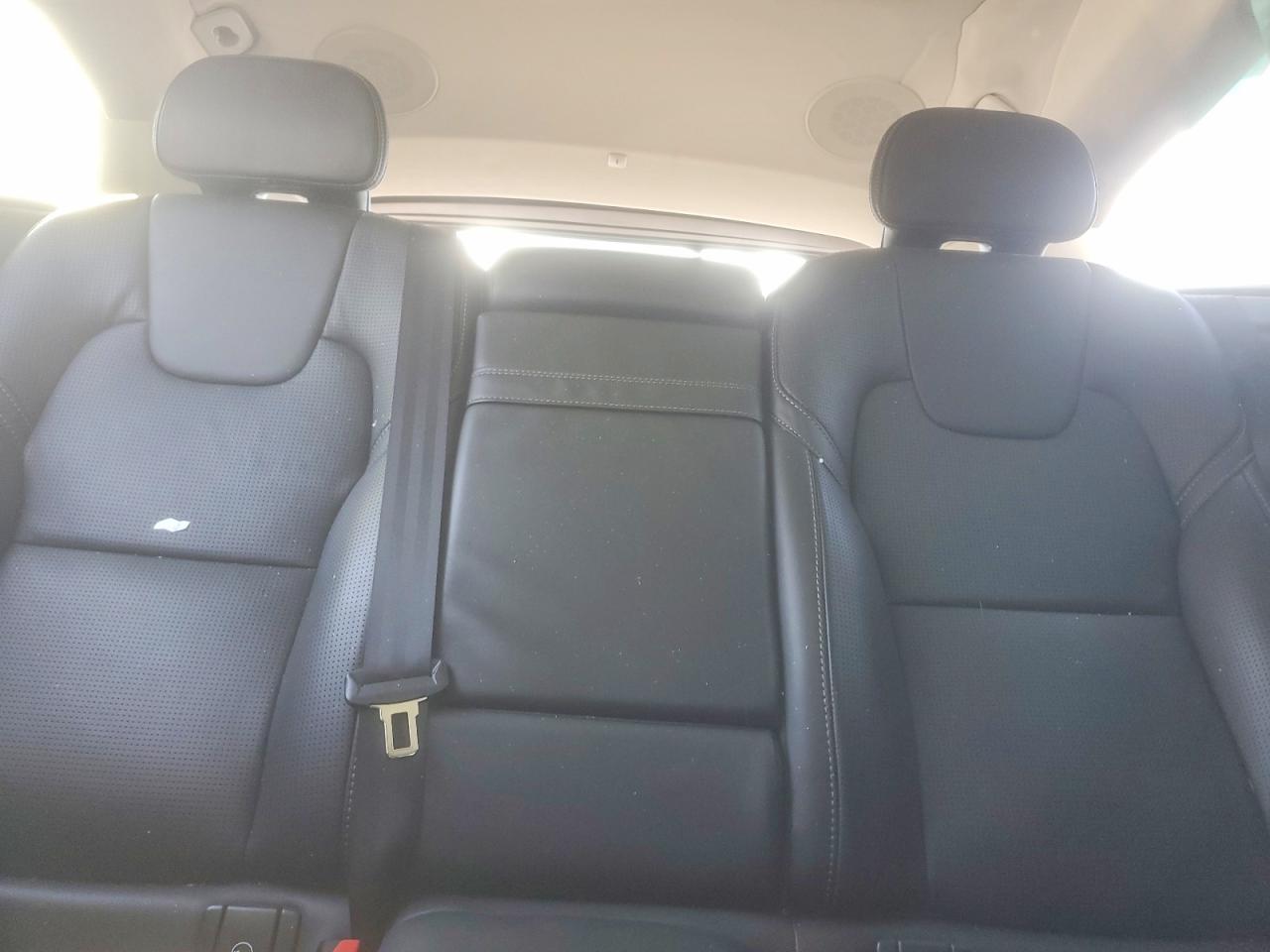 2021 VOLVO XC60 Inscription
