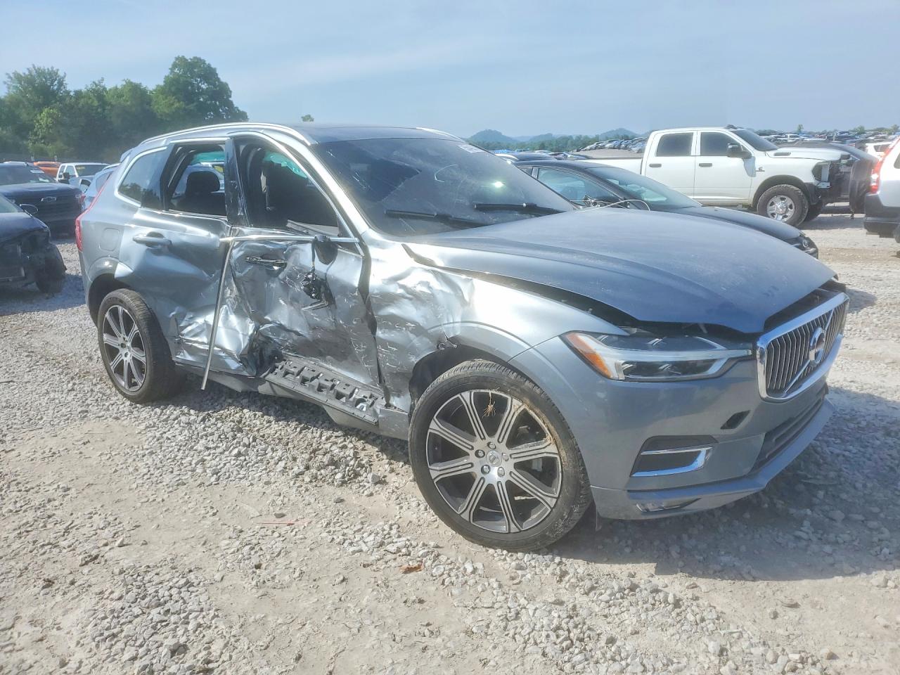 2021 VOLVO XC60 Inscription