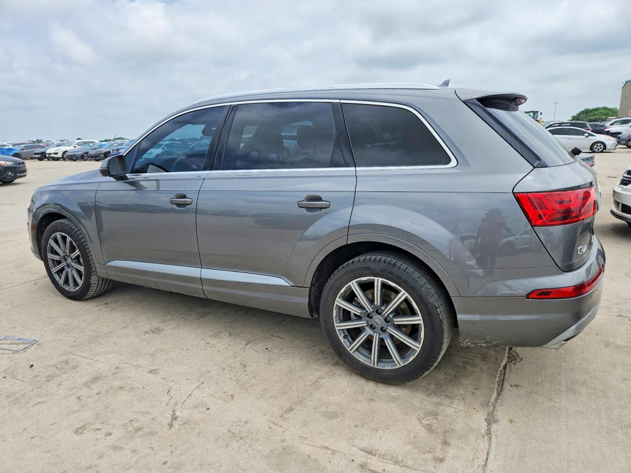 2018 AUDI Q7 quattro Prestige
