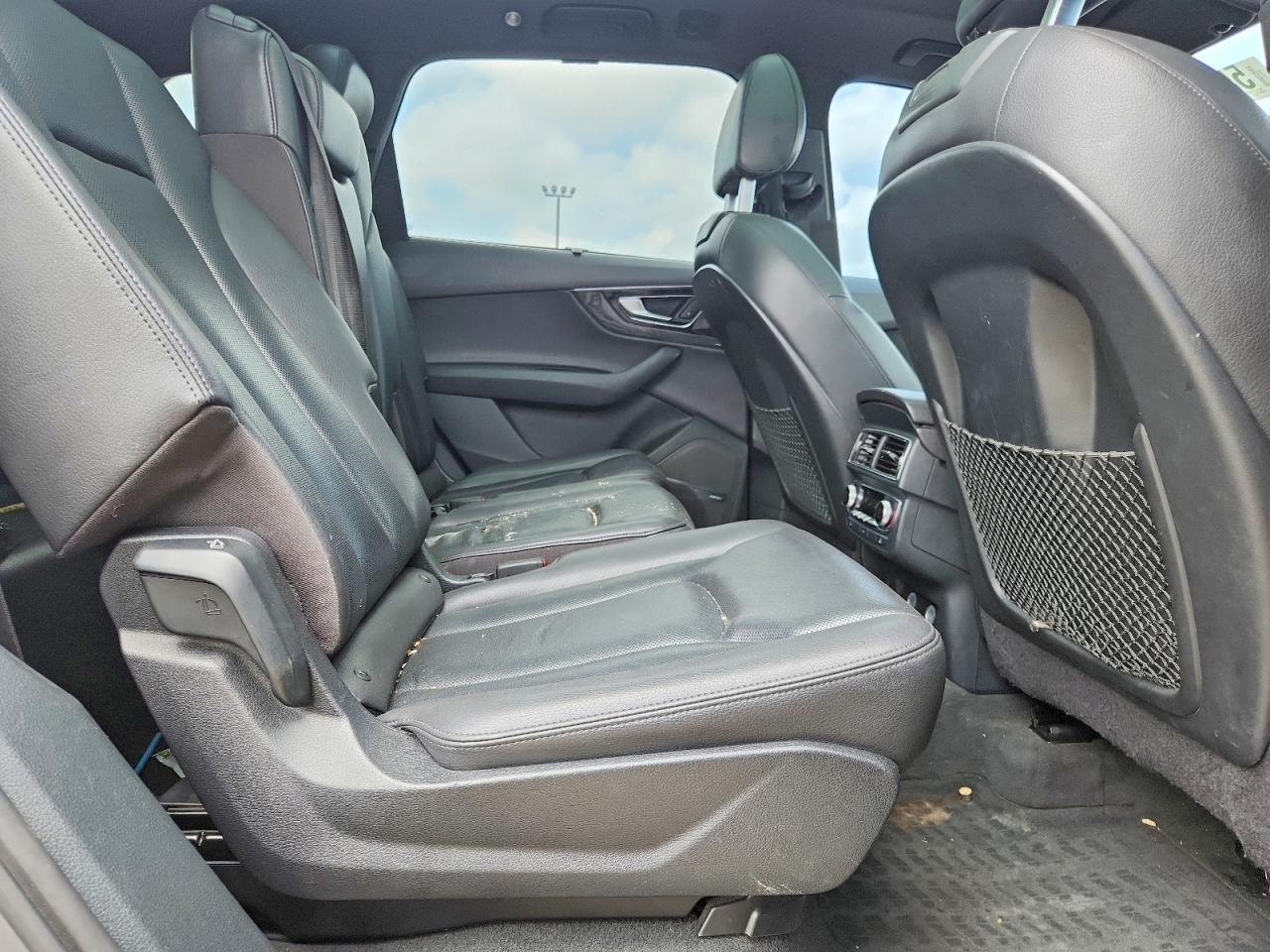 2018 AUDI Q7 quattro Prestige