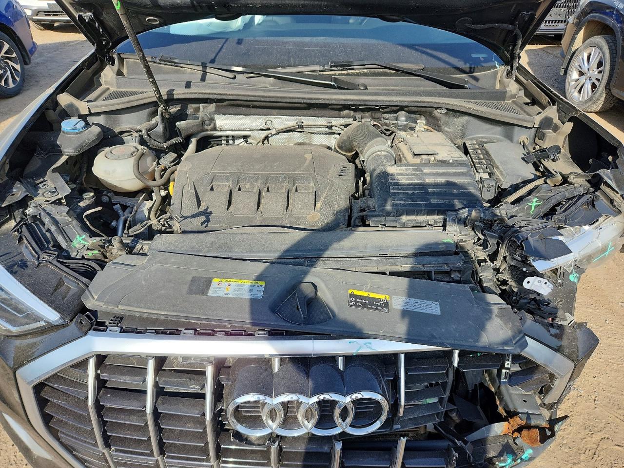 2022 AUDI Q3 quattro Premium