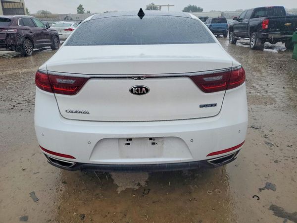 2019 KIA CADENZA