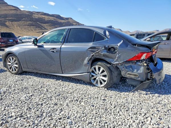 2016 LEXUS IS 200t