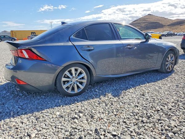 2016 LEXUS IS 200t