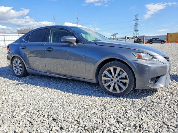 2016 LEXUS IS 200t