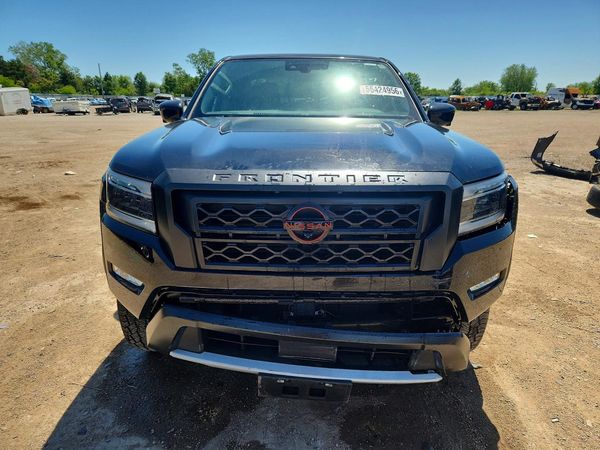 2024 NISSAN FRONTIER