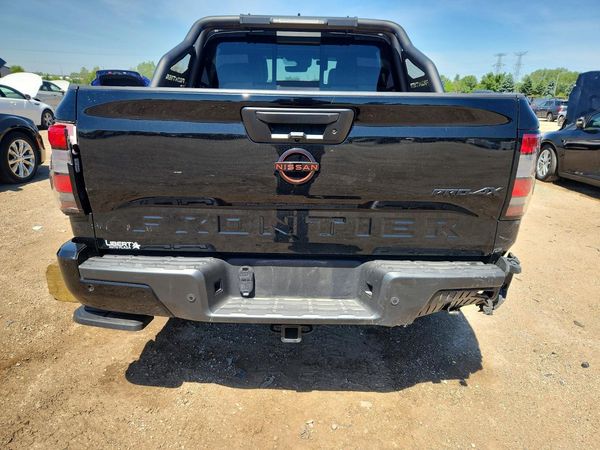 2024 NISSAN FRONTIER