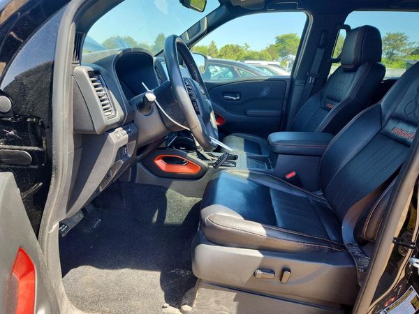 2024 NISSAN FRONTIER