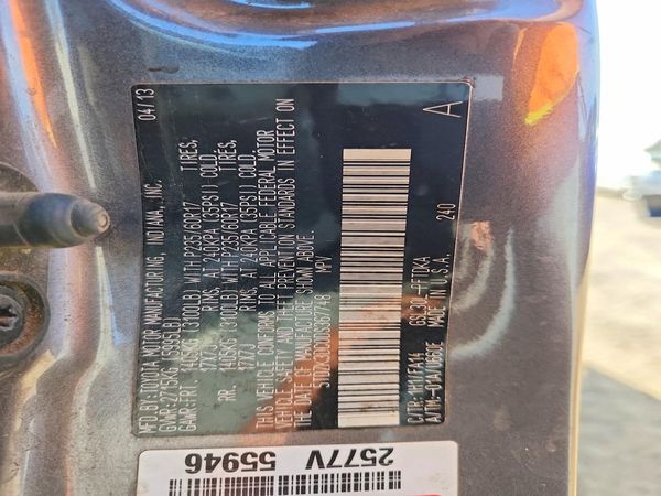 2013 TOYOTA SIENNA