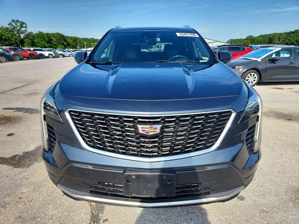 2020 CADILLAC XT4 Premium Luxury