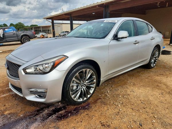 2019 INFINITI Q70