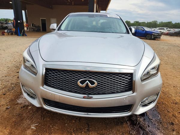 2019 INFINITI Q70