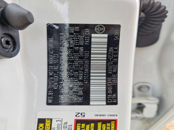 2024 TOYOTA CAMRY SE