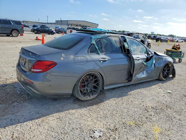 2017 MERCEDES-BENZ E AMG E43