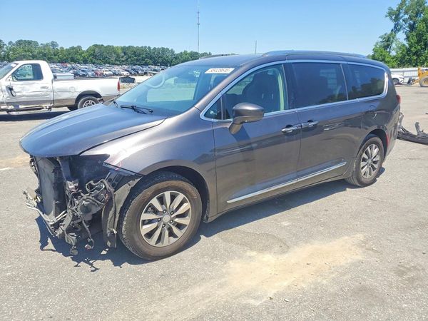 2020 CHRYSLER PACIFICA Touring L Plus