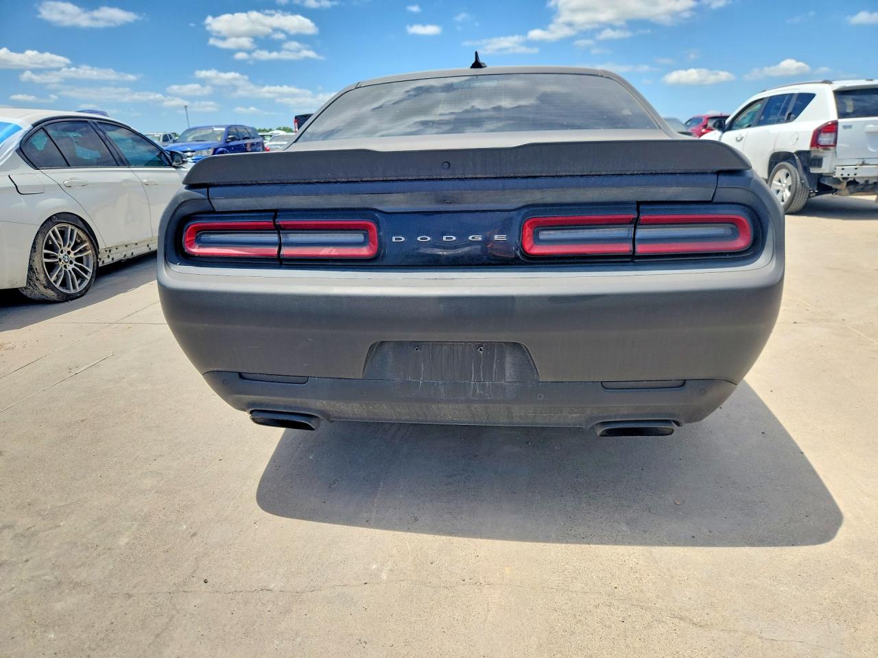 2016 DODGE CHALLENGER SXT Plus
