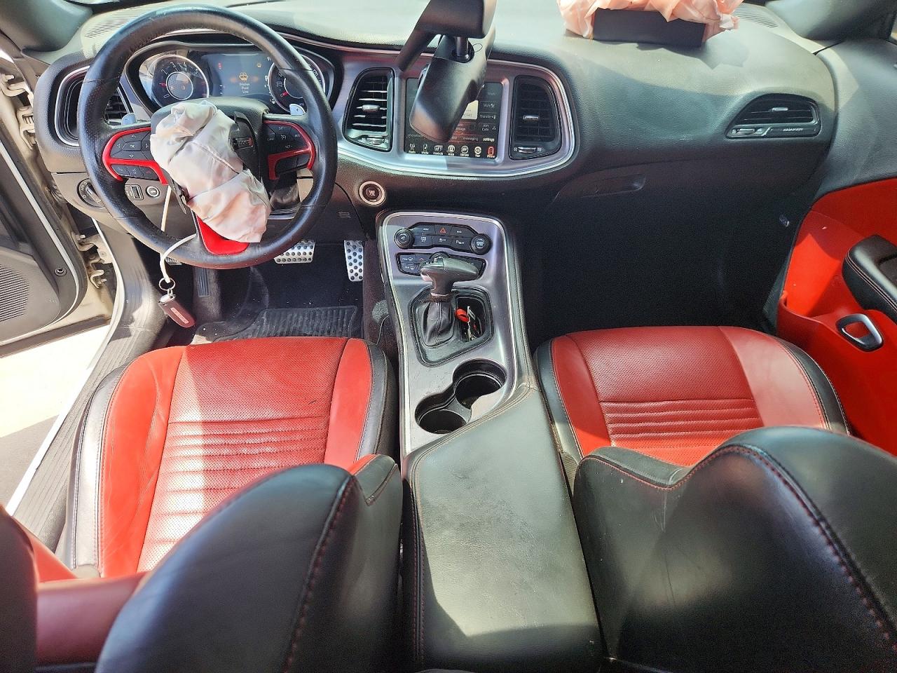 2016 DODGE CHALLENGER SXT Plus
