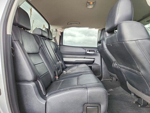 2020 TOYOTA TUNDRA SR5 Grade