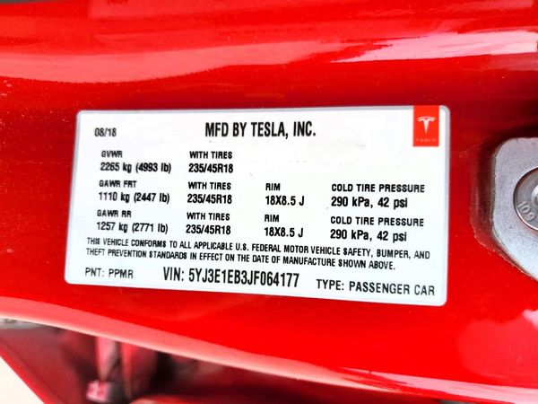 2018 TESLA MODEL 3
