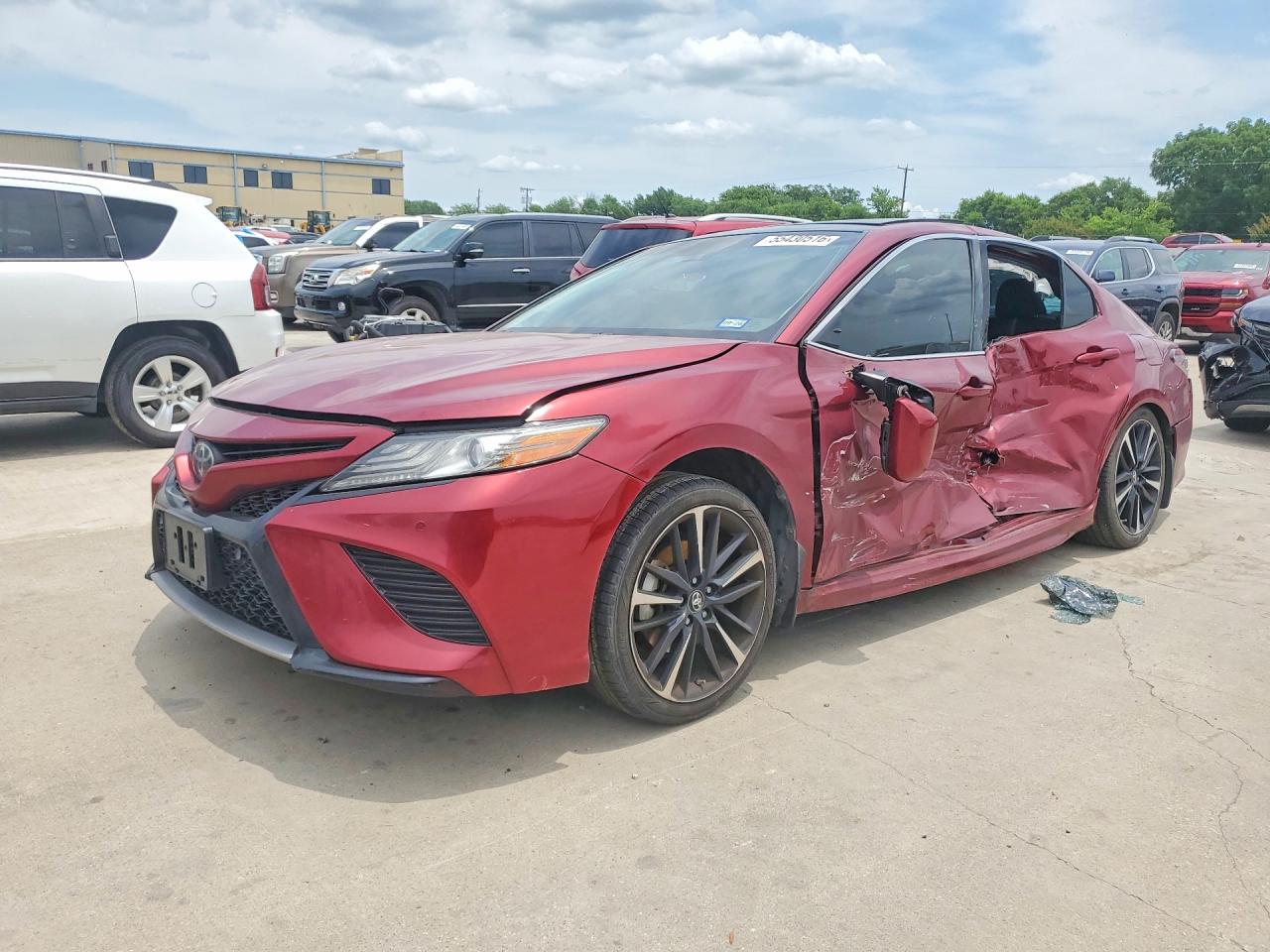 2018 TOYOTA CAMRY