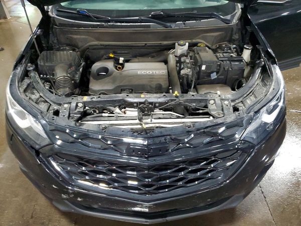 2021 CHEVROLET EQUINOX LT (1LT) — Engine bay