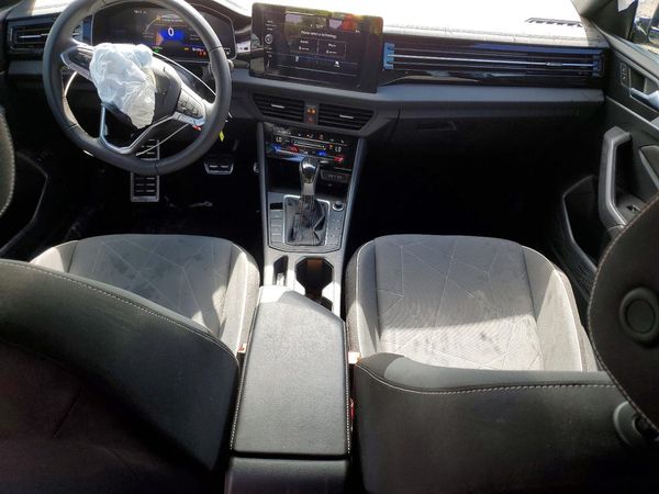 2025 VOLKSWAGEN JETTA Sport