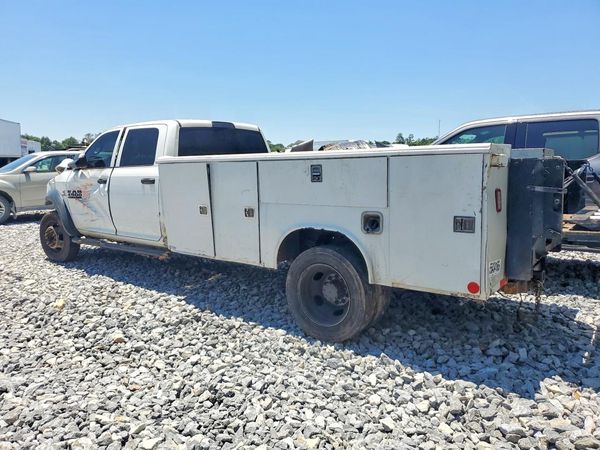 2018 RAM 4500 CREW CAB CHASSIS