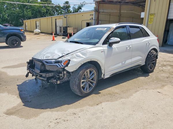 2024 AUDI Q3