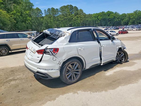 2024 AUDI Q3