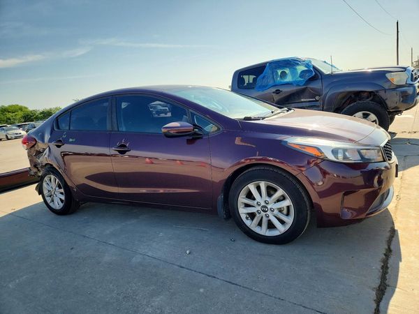 2017 KIA FORTE LX Popular, S