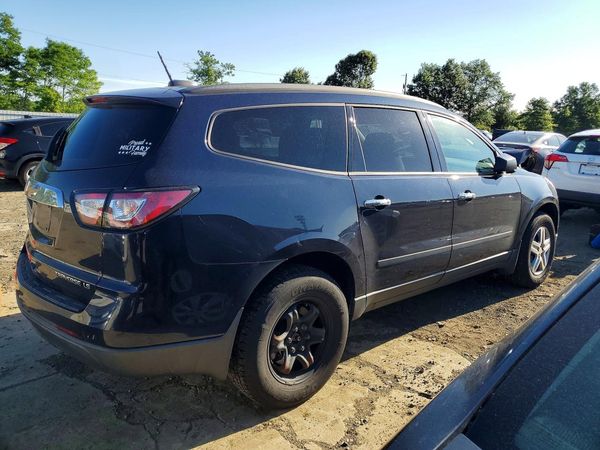 2016 CHEVROLET TRAVERSE LS