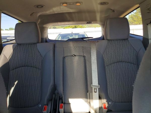 2016 CHEVROLET TRAVERSE LS