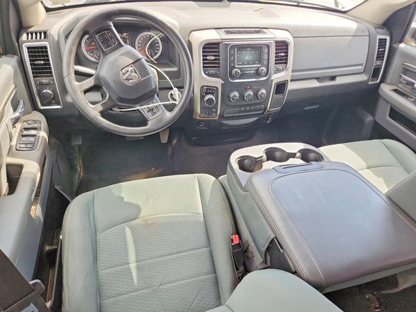 2015 RAM 1500 SLT