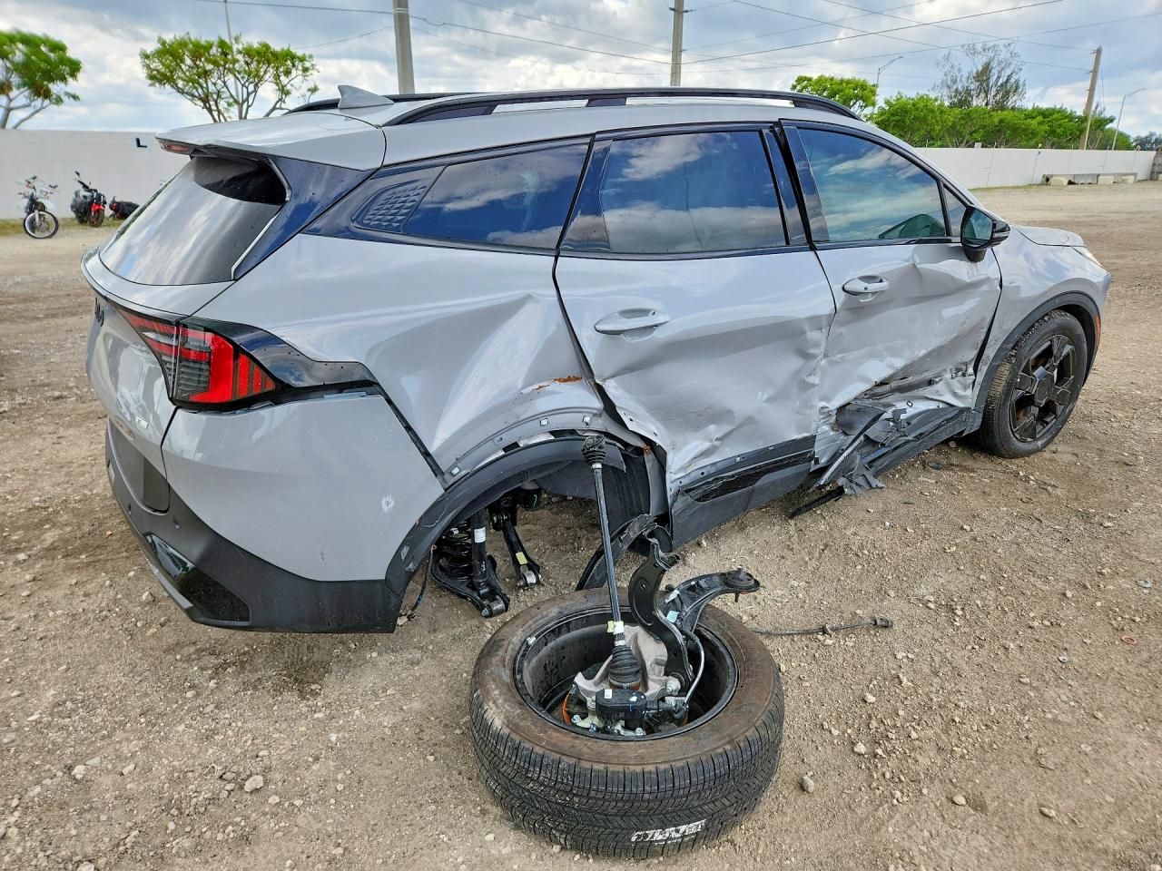 2026 KIA SPORTAGE X-LINE