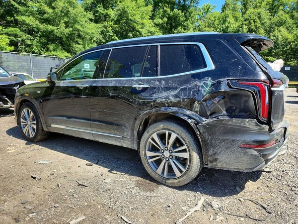 2021 CADILLAC XT6 Premium Luxury