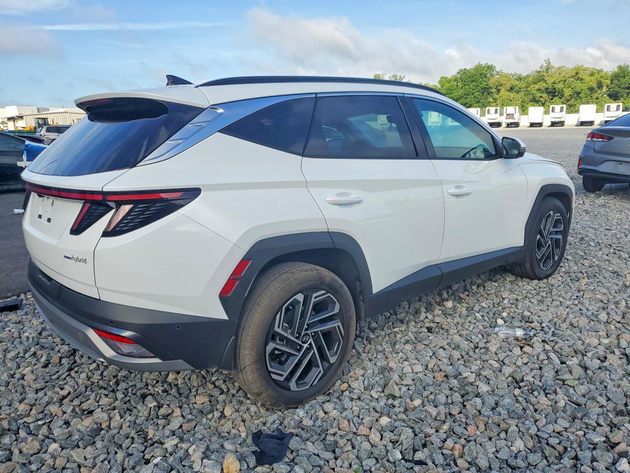 2026 HYUNDAI TUCSON Limited, Night