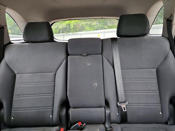 2016 KIA SORENTO L / LX