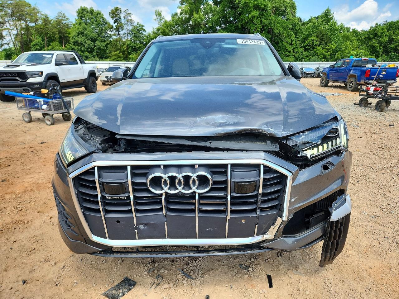2024 AUDI Q7 quattro Premium Plus