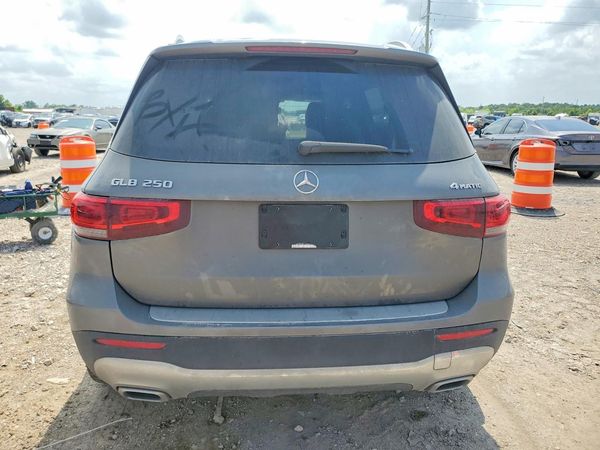 2021 MERCEDES-BENZ GLB GLB250-4M