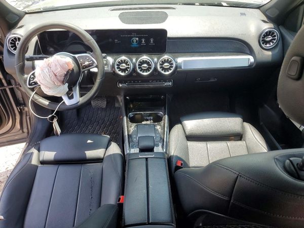 2021 MERCEDES-BENZ GLB GLB250-4M