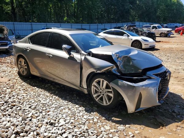 2021 LEXUS IS 300 Comfort