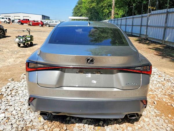 2021 LEXUS IS 300 Comfort